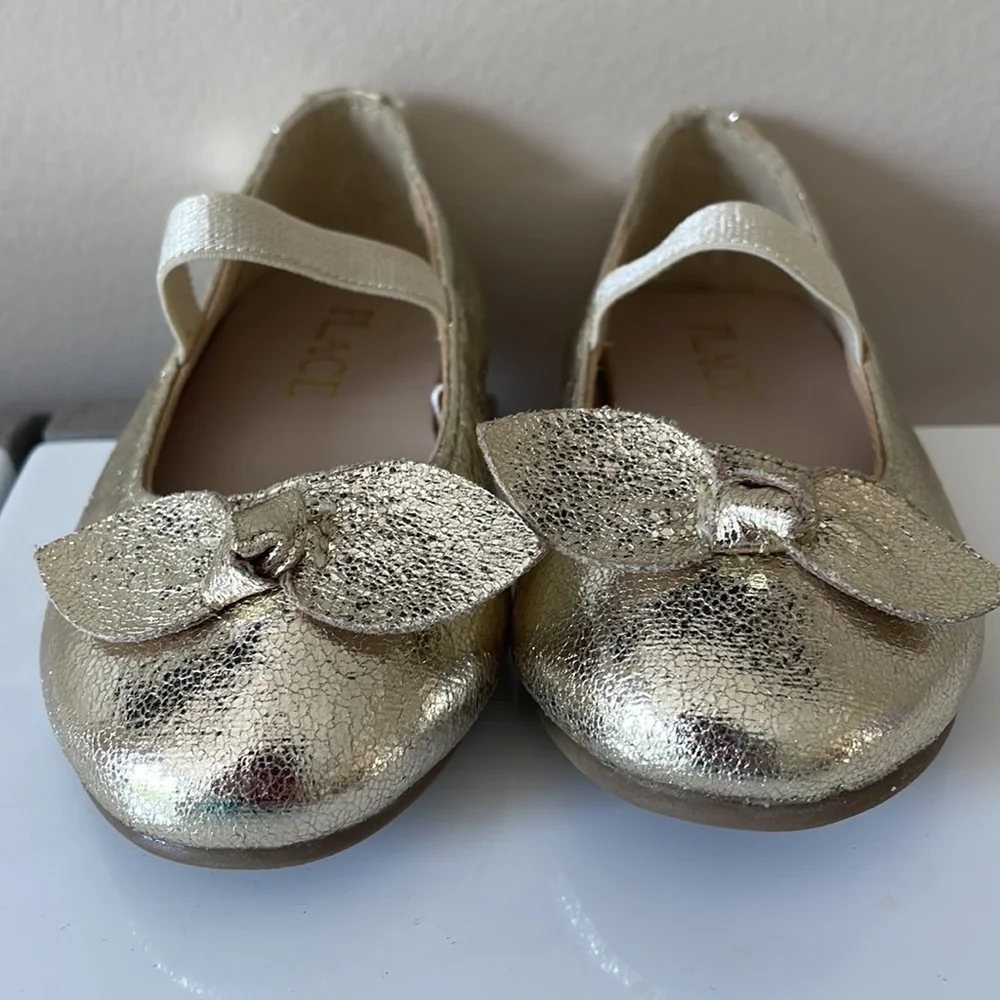 5/$25 Place Gold Shimmer dress shoes Baby Size 5